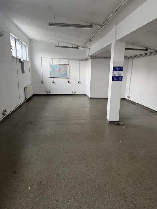 Cladire 200 mp, zona Baciu