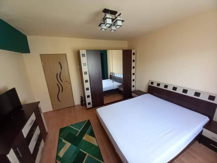 Apartament cu 2 camere decomandate,60mp, Zona Marasti