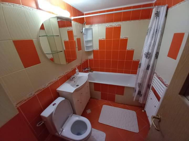 Apartament cu 2 camere decomandate,60mp, Zona Marasti