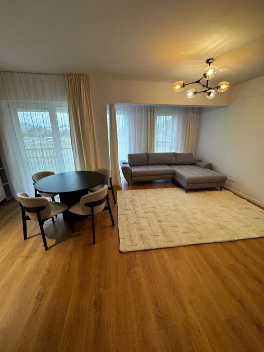 Apartament de 2 camere, 56 mp , zona Avram iancu 