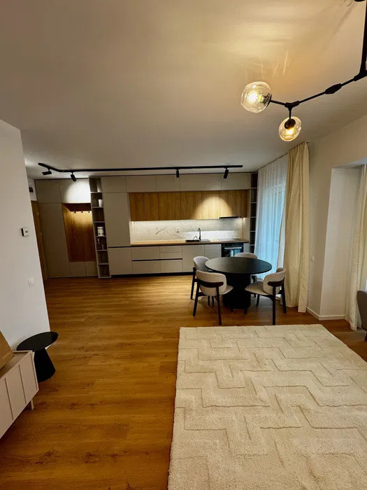 Apartament de 2 camere, 56 mp , zona Avram iancu 