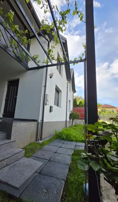 Casa individuala Dambul Rotund