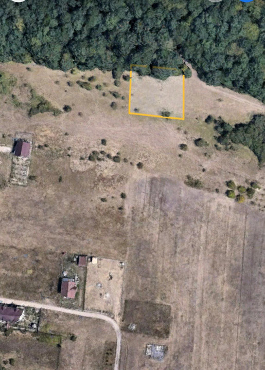 Teren 2019 mp + drum 307 mp, Dambul Rotund, str. Lombului, langa padure!