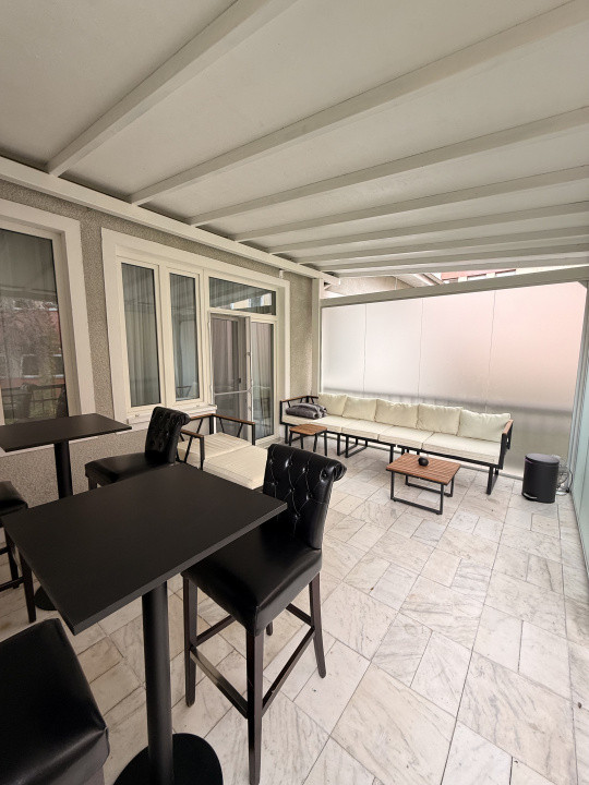 Apartament cu jacuzzi, 60 mp cu jacuzzi si terasa 16 MP, central