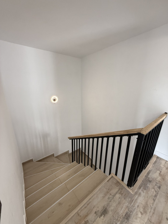 Casa cu 4 camere,120mp,Teren 560m,Terasa,La cheie,Chinteni