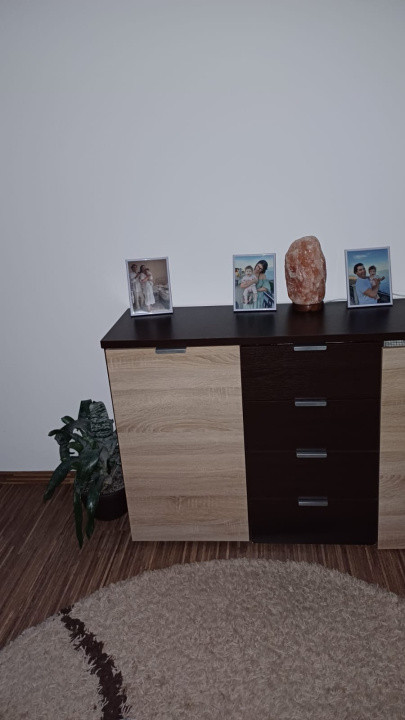 Duplex cu 6 camere,222mp,teren 444mp,terasă,parcare,Zona Baciu