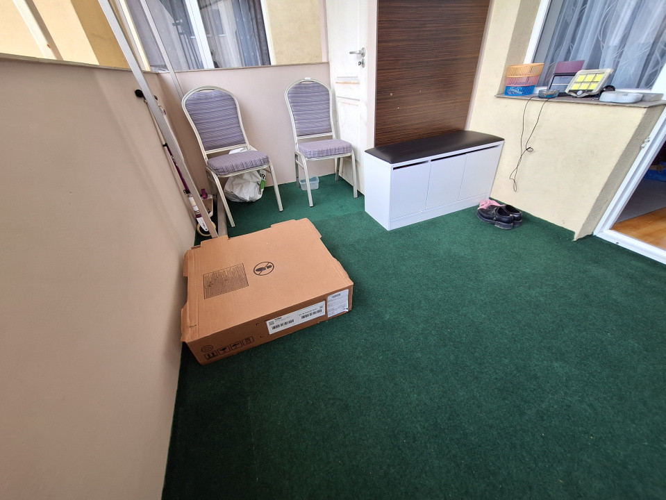 Apartament cu 3 camere, 64 mp, parcare, zona Terra