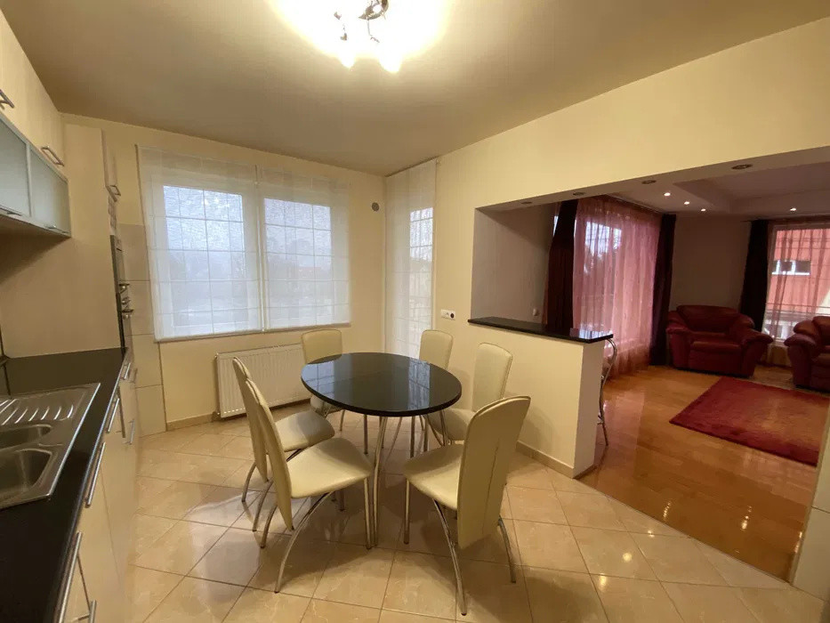 Apartament cu 3 camere decomandat,90 mp,petfriendly Zona Mănăștur,Garaj, parcare