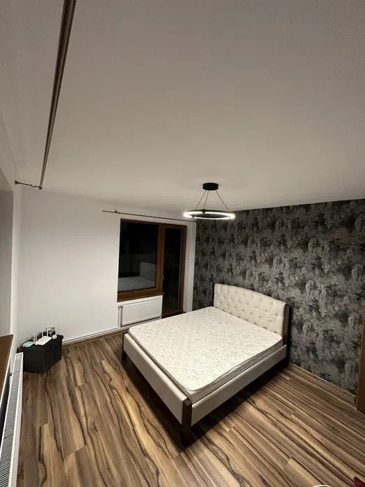 Vila cu 6 camere, in Buna Ziua