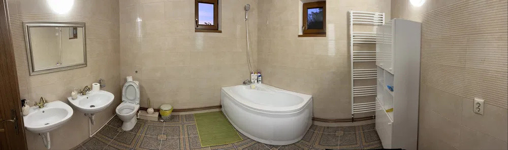 Vila cu 6 camere, in Buna Ziua