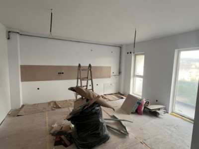 Apartament finisat cu 2 camere, 45,3 mp, balcon, zona Tineretului