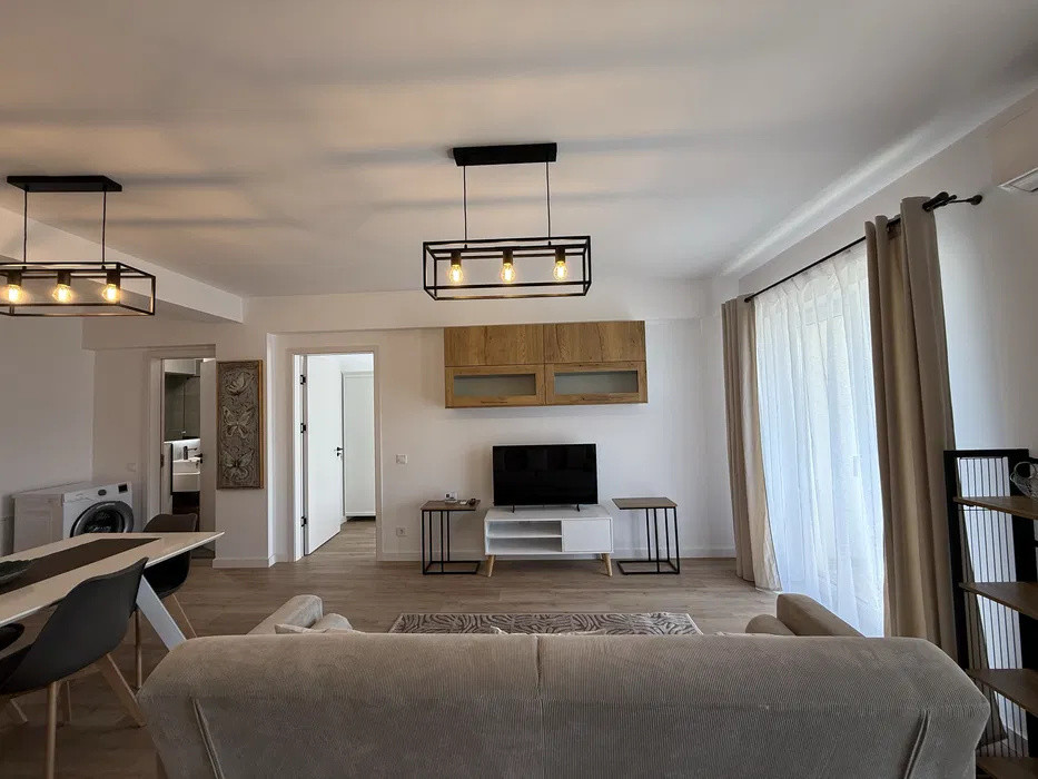 Apartament cu 2 camere, 51 mp, balcon, zona Tineretului