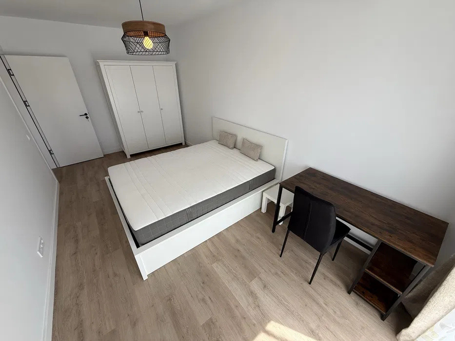 Apartament cu 2 camere, 51 mp, balcon, zona Tineretului