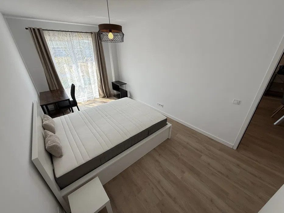 Apartament cu 2 camere, 51 mp, balcon, zona Tineretului