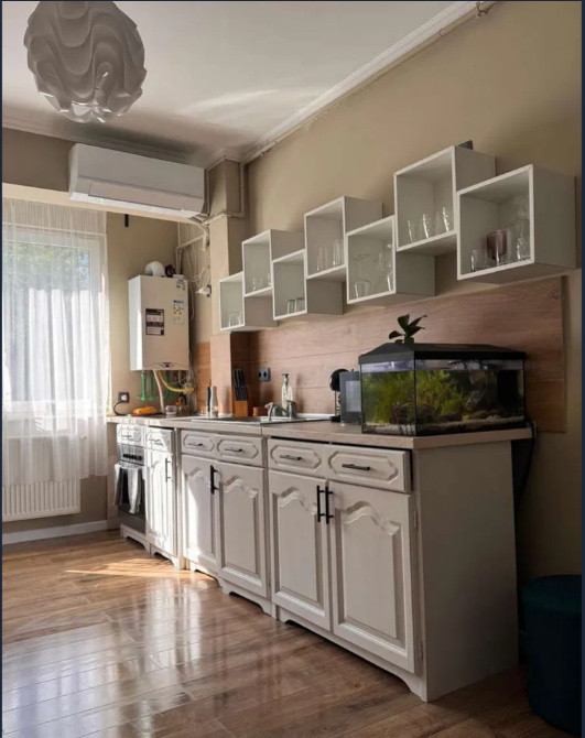 Apartament cu 2 camere, 55 mp, balcon, zona Teilor