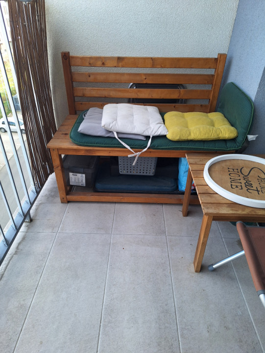 Apartament cu 2 camere, 64 mp, balcon, zona Eroilor