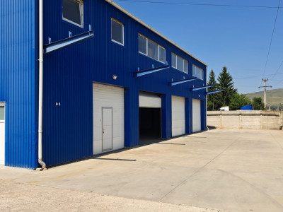 Hala de inchiriat 400mp,  Luna de Sus