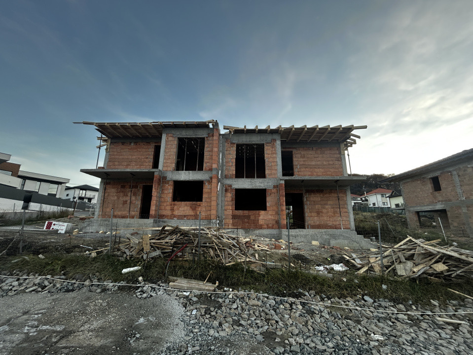 Duplex 5 camere 120mp utili Chinteni teren 450mp 