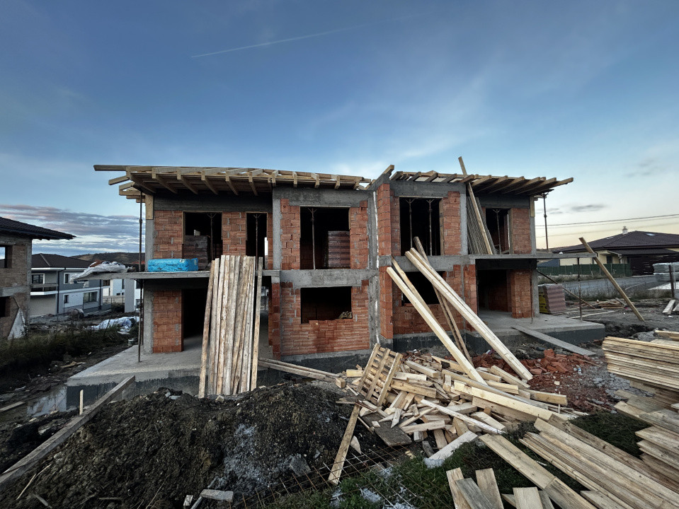 Duplex 5 camere 120mp utili Chinteni teren 450mp 