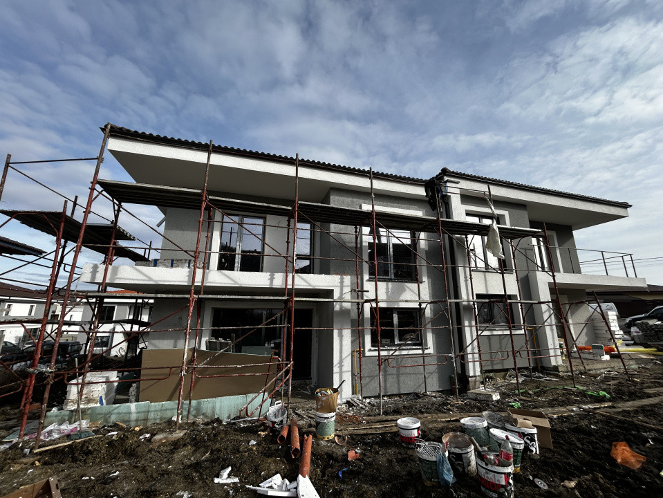 Duplex 5 camere 120mp utili Chinteni teren 450mp 