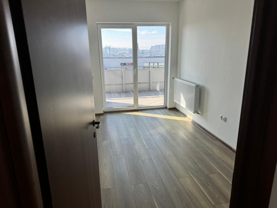 Penthouse 3 camere si terasa, Buna Ziua
