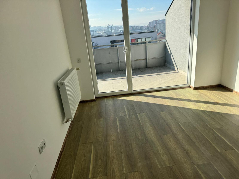 Penthouse 3 camere si terasa, Buna Ziua