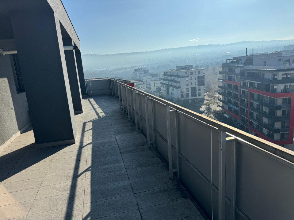 Penthouse 3 camere si terasa, Buna Ziua