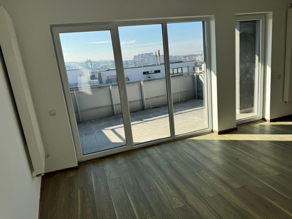 Penthouse 3 camere si terasa, Buna Ziua