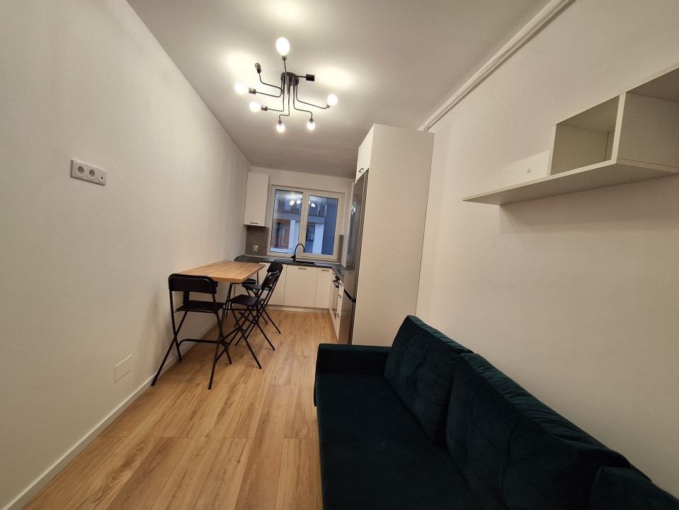Apartament cu 2 camere, 39 mp, balcon, zona Abatorului