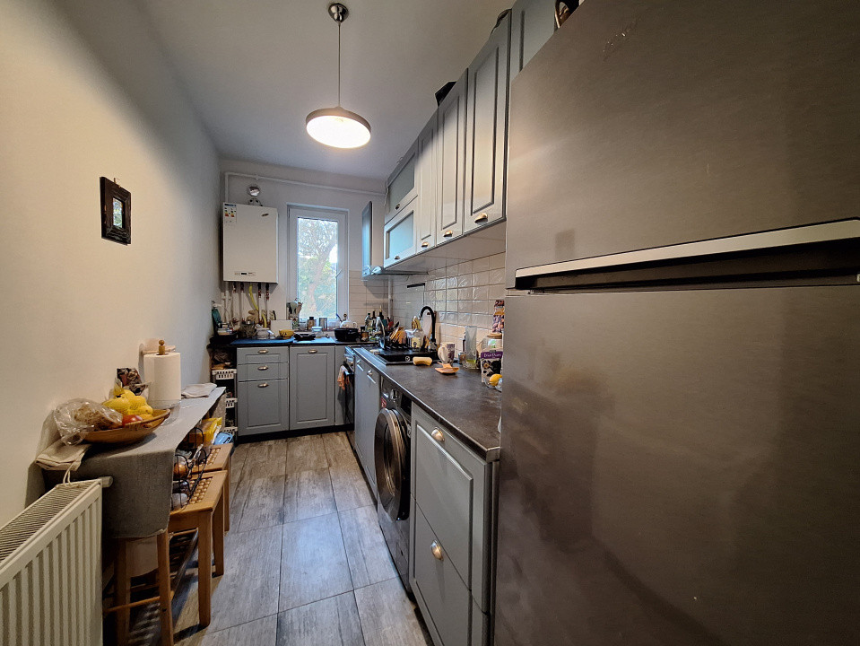 Apartament cu 2 camere, decomandat, 60 mp, gradina, zona Abatorului