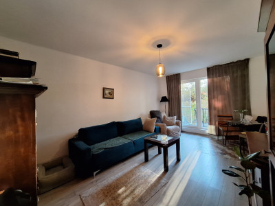 Apartament cu 2 camere, decomandat, 60 mp, gradina, zona Abatorului