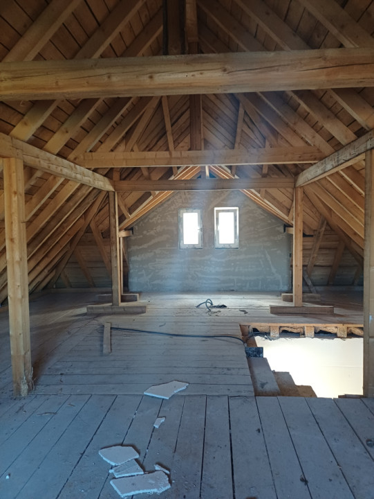 Casa Individuala, 180mp, teren 500mp,Zona Dezmir