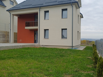 Casa Individuala, 180mp, teren 500mp,Zona Dezmir