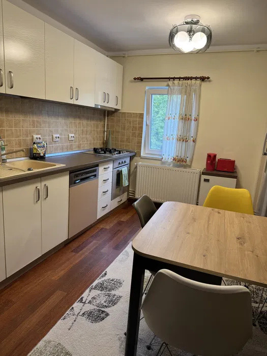 Apartament, 3 camere, 65mp, etaj 1, Zona Zorilor