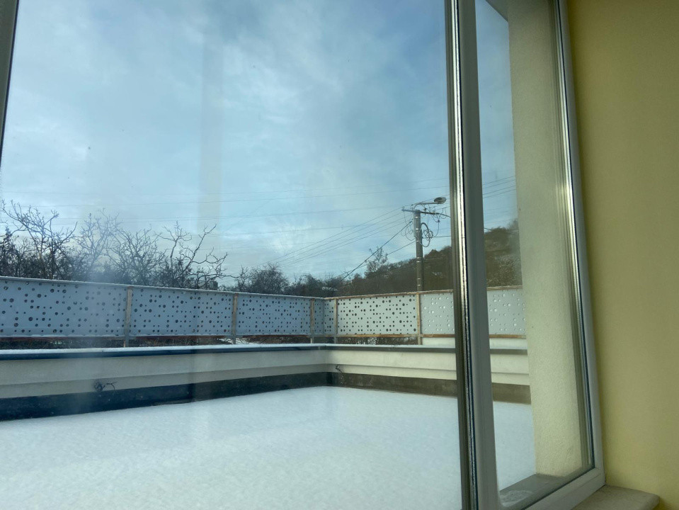 Apartament 3 camere - 79.8 mp utili + terasa 79.9 mp - Grigorescu, str. Uliului