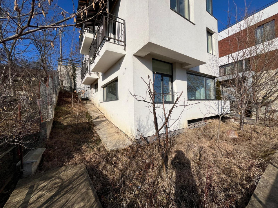 Apartament 3 camere - 79.8 mp utili + terasa 79.9 mp - Grigorescu, str. Uliului