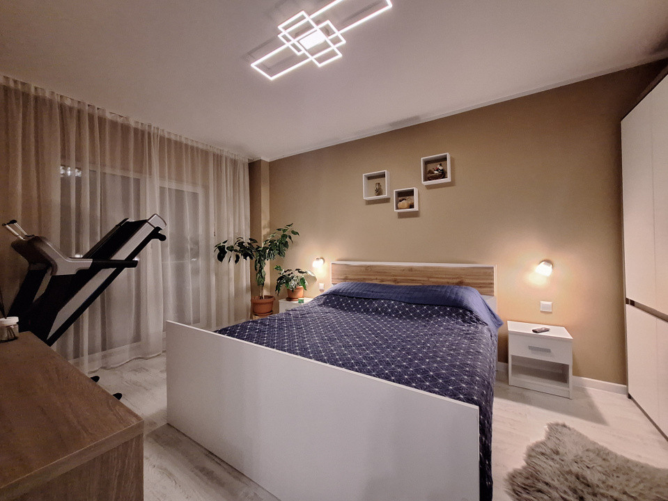 Apartament cu 2 camere, 57 mp, balcon, zona Terra