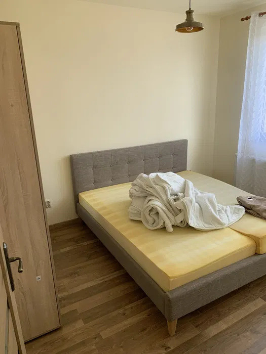 Apartament cu 3 camere, 56 mp, parcare, zona Centrala Gilau
