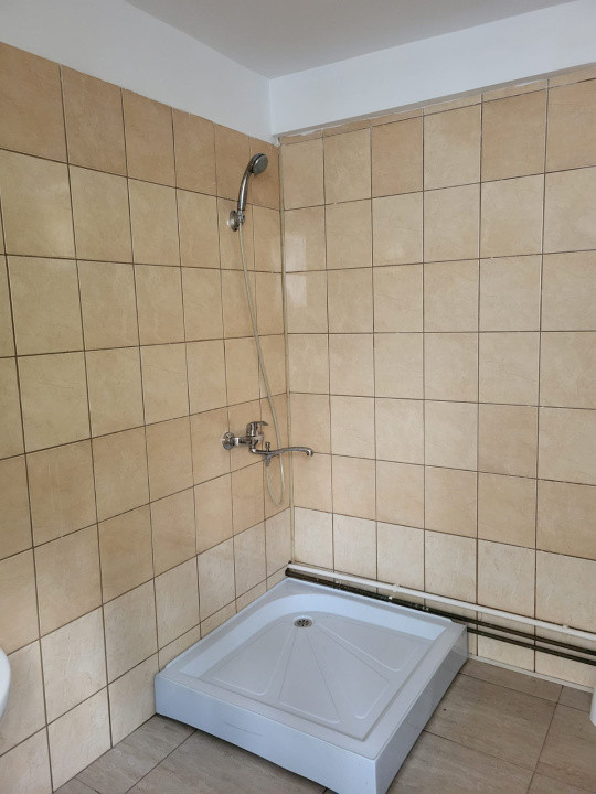 Inchiriere spatiu comercial