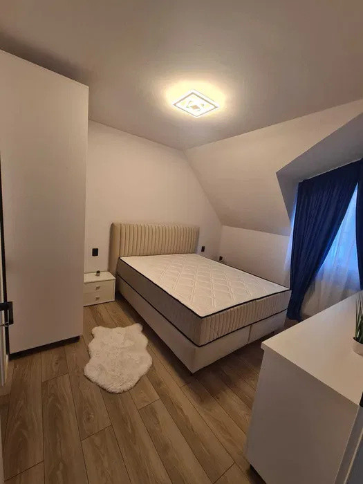 Apartament cu 3 camere,90mp, Zona Centru