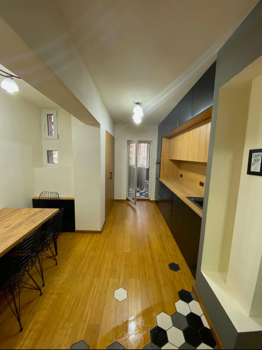 Apartament cu 2 camere decomandate,65mp,parcare, Zona Marasti