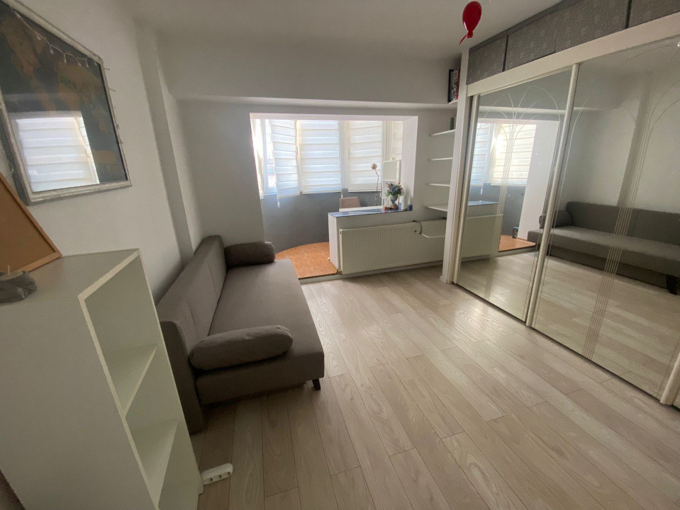 Apartament cu 2 camere decomandate,65mp,parcare, Zona Marasti