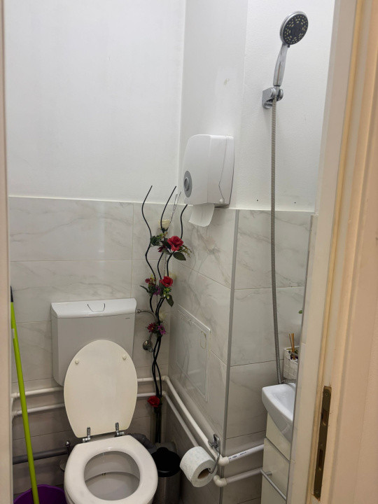 Spațiu comercial, 55 mp, pretabil pentru servicii, zona Podului IRA