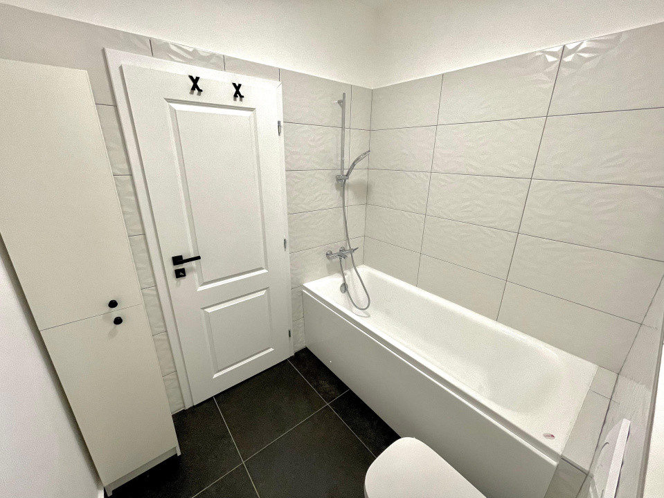 Apartament cu 3 camere, 63 mp, 2 bai, zona Abatorului