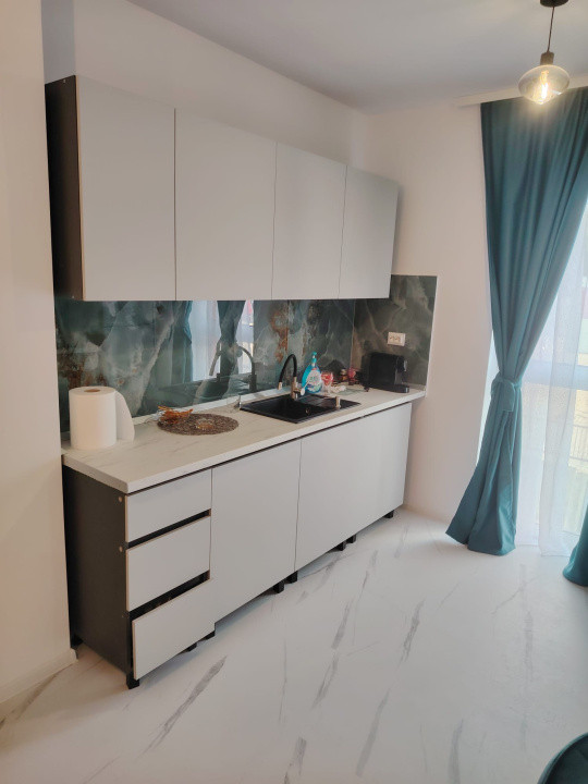 Apartament  2 camere , semidecomandat , 54 mp ,Oncos 