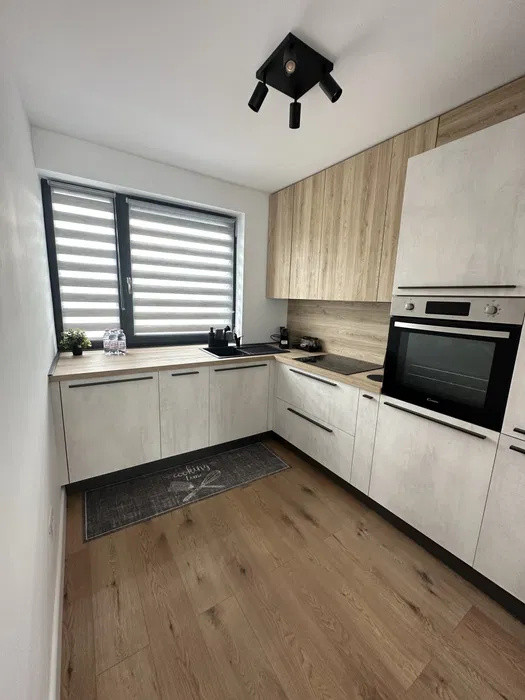 Duplex cu 4 camere,160mp,Garaj,Zona Bună Ziua