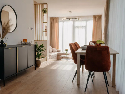 Duplex cu 4 camere,160mp,Garaj,Zona Bună Ziua