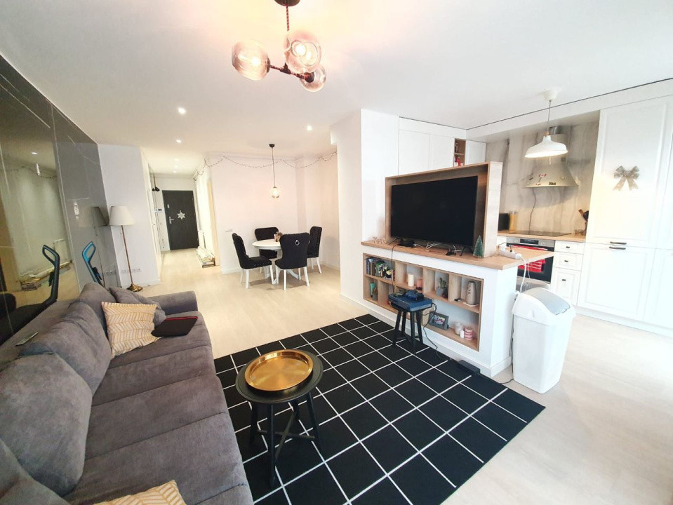 Apartament cu 3 camere, 80mp,terasa,parcare, Zona Sopor