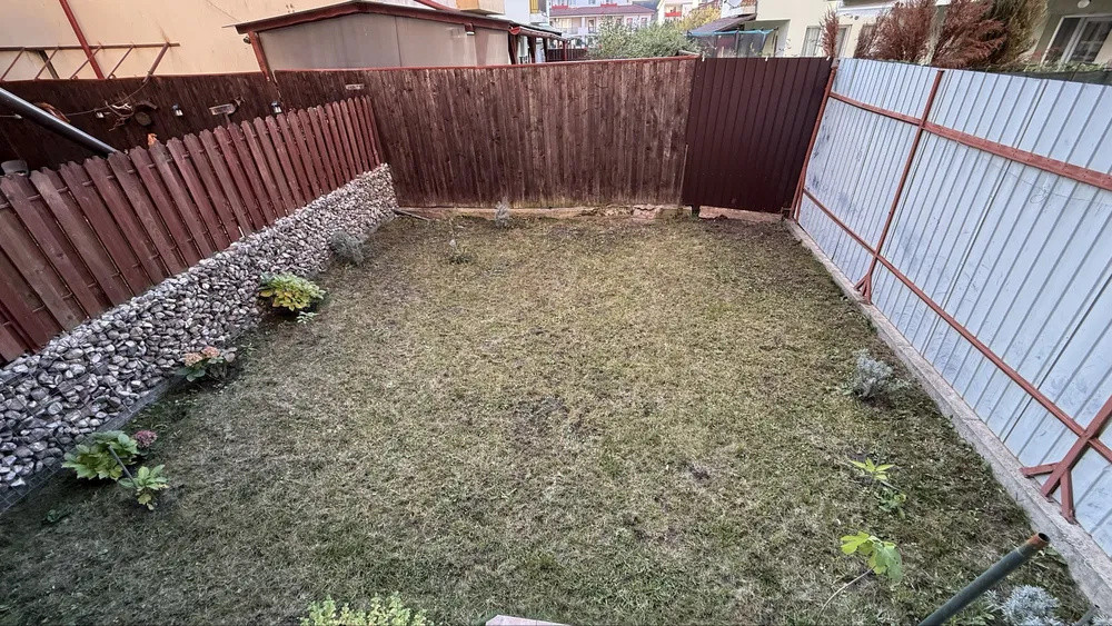 Apartament cu 2 camere, grădină proprie și balcon – zonă liniștită, Șesul de Sus