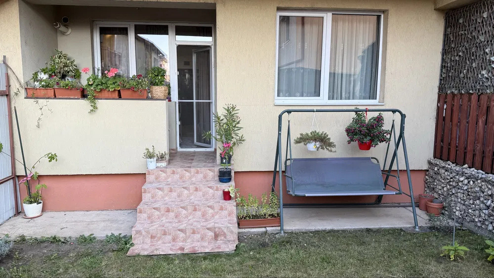Apartament cu 2 camere, grădină proprie și balcon – zonă liniștită, Șesul de Sus